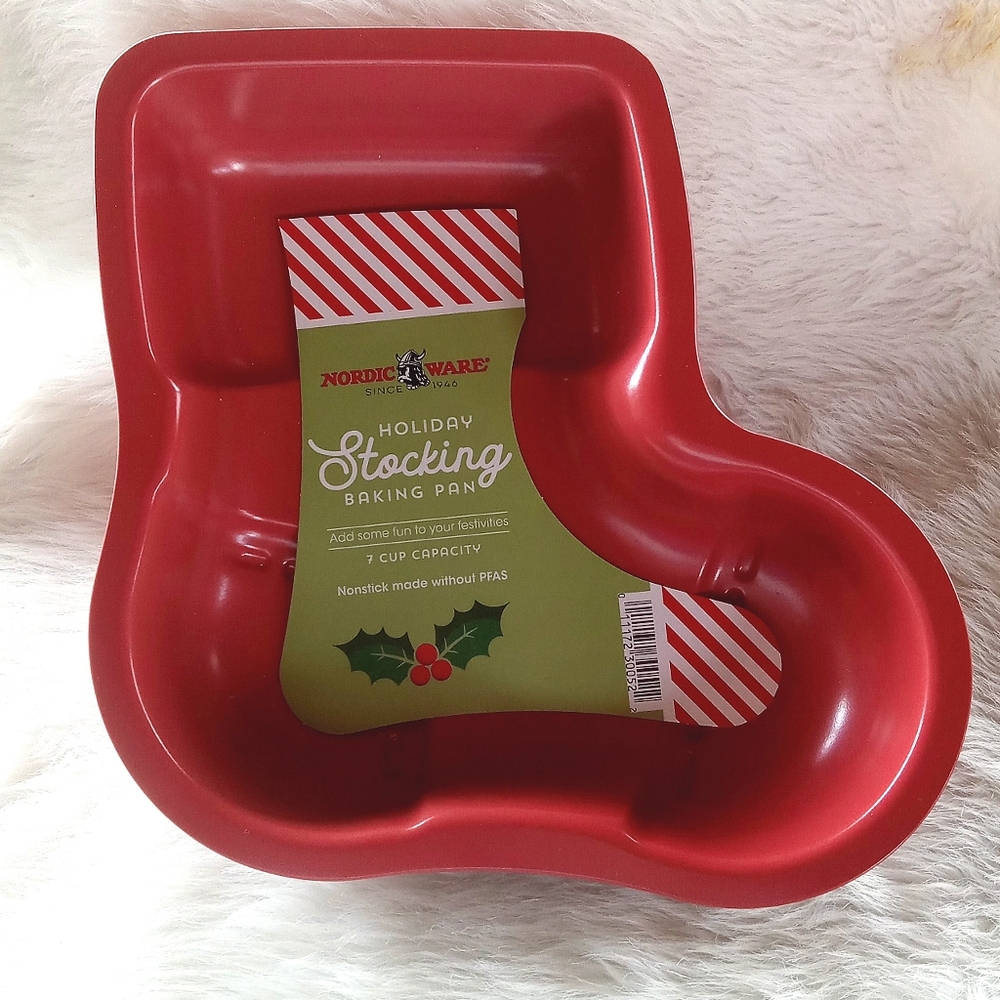 NEW Nordic Ware Christmas Stocking Baking Pan 7 Cup Capacity Made Without PFAS